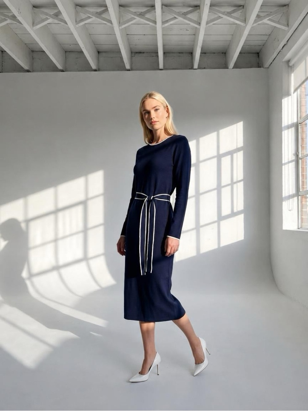 MEROKEETY Long Sleeve Tie-Front dress in Blue & White Size Large